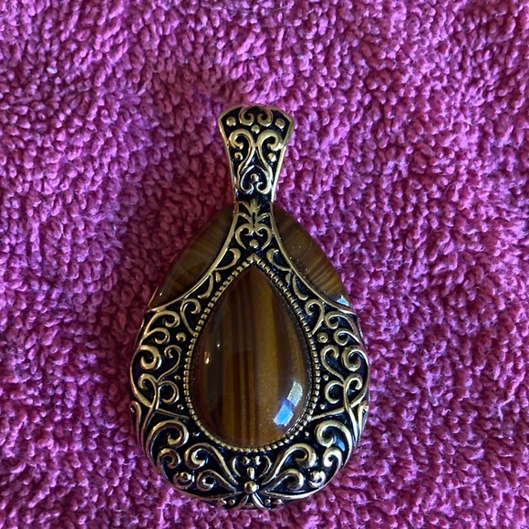 Assorted Pendant Collection - Picture 9 of 9